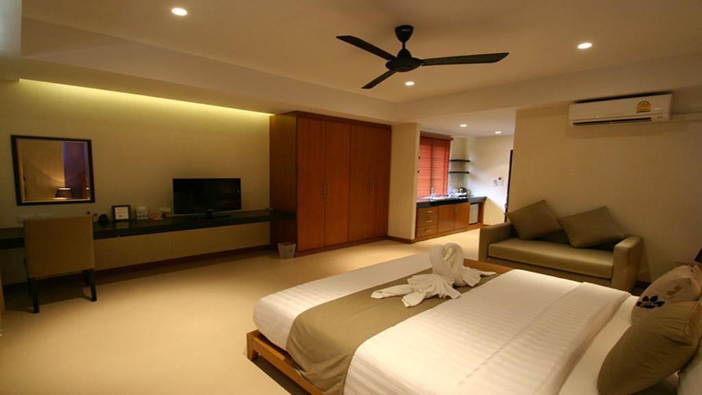 Khaolak Blue Lagoon Resort - Sha Extra Plus Khao Lak Ruang foto